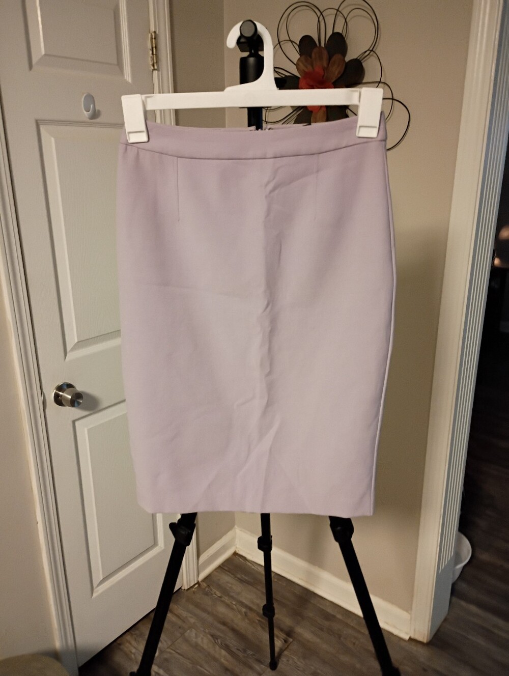 White House Black Market Lilac Pencil Skirt